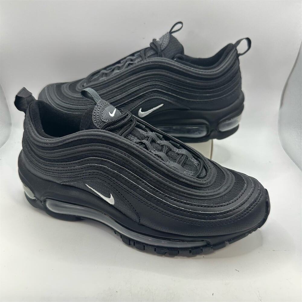 Nike Air Max 97 Sneakers Womens 5.5 Triple Black White Swoosh Low Top | EUC